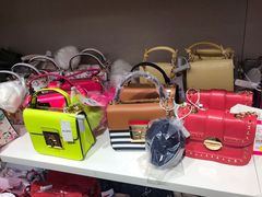 -唯品会(北京国瑞城店)