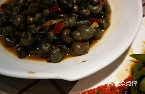 Stir-Fried Small Snail Meat