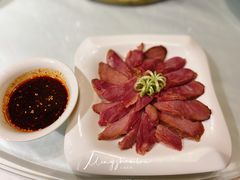-歆和农庄·烤全羊