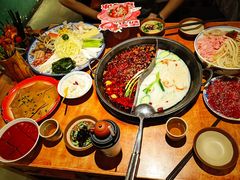 -周小明火锅(黑金冠社区店)