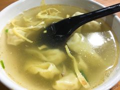 刀鱼小馄饨-忆秦园小笼包(惠山古镇总店)