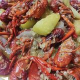 三八妇女节在小龙虾的伴随下完美收官，期待下次节日的到来。