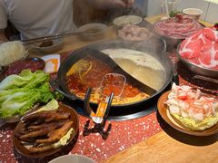 -赵美丽·重庆社区火锅·直营店(火车东站·中豪国际店)