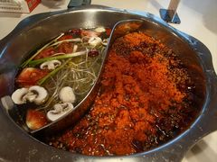 -岗上渣渣老火锅(两路口店)