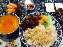 -蜗牛小馆醉乡民谣云南菜(惠新西里店)