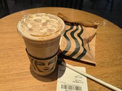 -星巴克臻选(上海合生汇1F店)