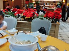 -鹏城人家海鲜酒家·23年老字号(较场尾店)