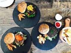 -HIGH FIVE哈福手工汉堡(桂林路店)