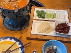 -娜仁图雅蒙古美食村(33小镇店)