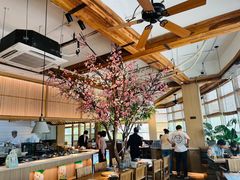 -蜜桃餐厅·伴山(湖滨商业街店)