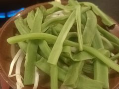 -渝井巷重庆老火锅(沈阳吉祥店)