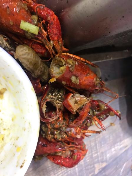 胖妹万州特色烤鱼(渝北店)-"「豆豉烤鱼」鱼肉一些很咸,一些没味儿,不