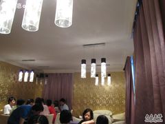 -FullHouse桌游狼人跑团剧本杀(徐家汇店)