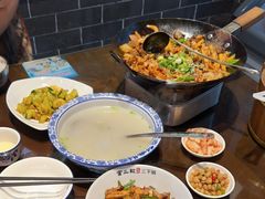 -富正毅三下锅(体育馆店)