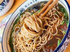 -镇南锅盖面馆(解放路店)