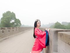 皇后装1-九月鹰飞汉服摄影工作室