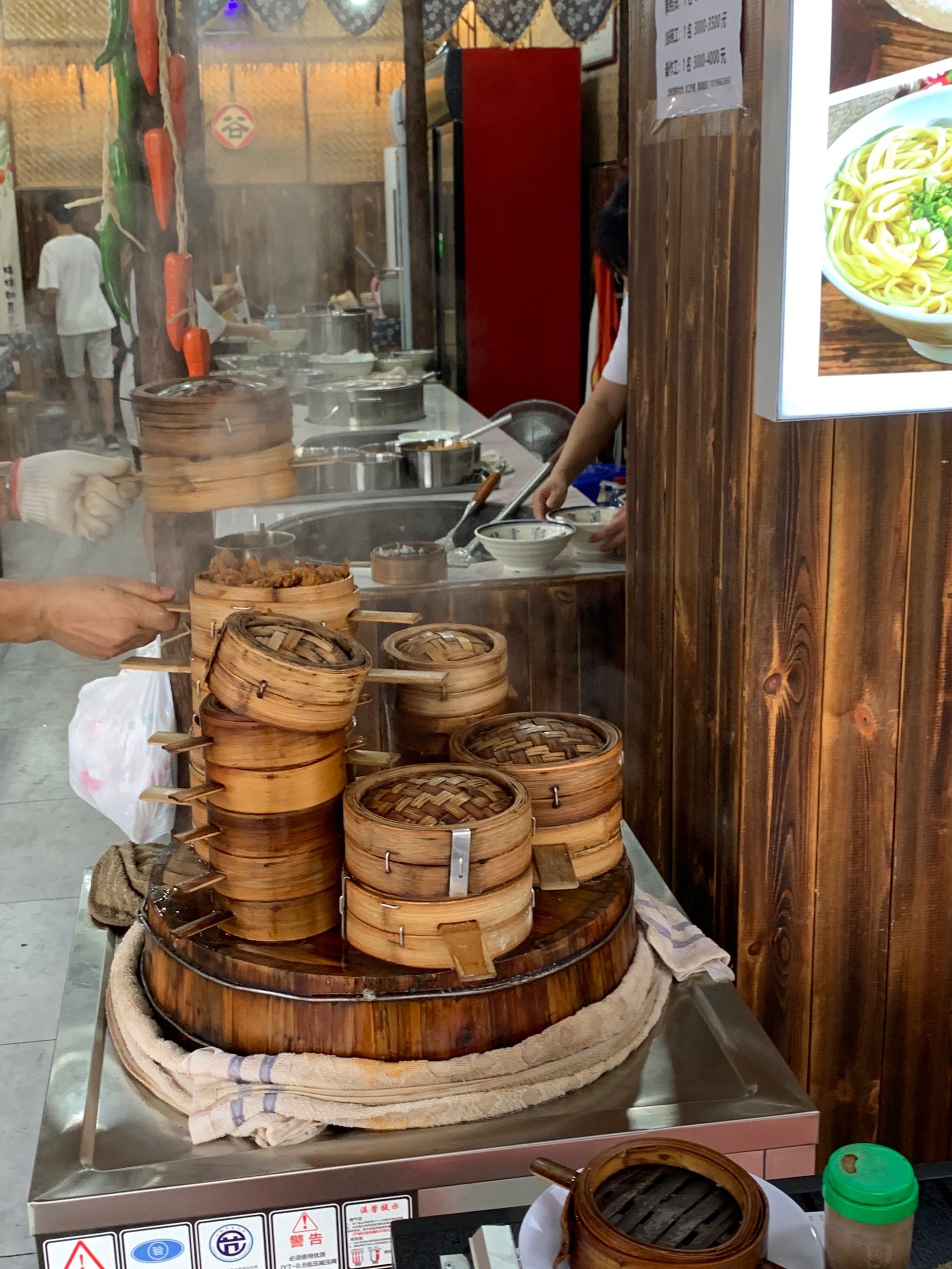 豆腐脑￼一吃一个不吱声