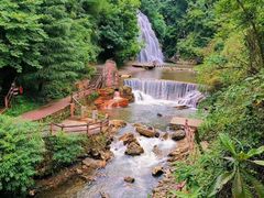 -华蓥山天意谷景区