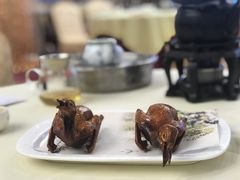 红烧乳鸽-中山国际酒店中餐厅