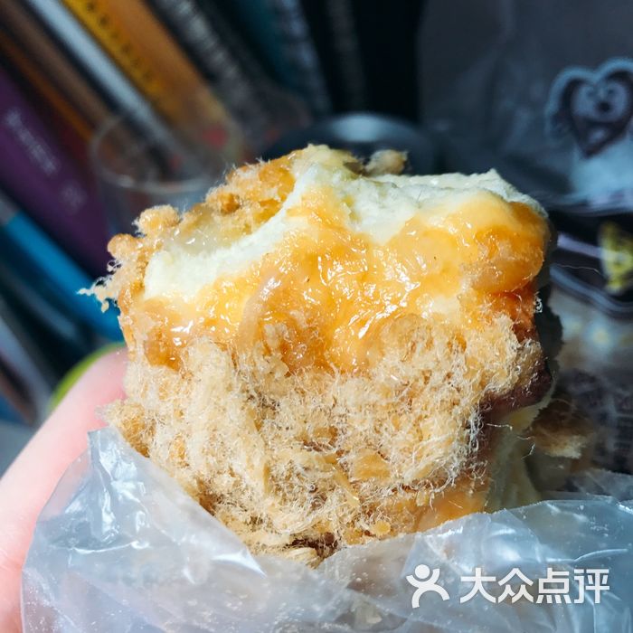 鲍师傅糕点猪肉松小贝图片-北京面包甜点-大众点评网