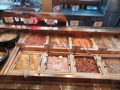 -黑金·寻焰自助百汇·烤肉·火锅(中街店)