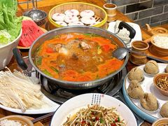 -亮欢寨酸汤鱼(沙冲路店)