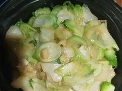 -九锅一堂酸菜鱼(新南凯德直营店)