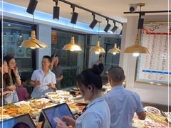 自助取餐区-长平肥姐白粥·海鲜打冷
