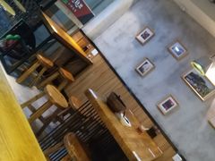 大堂-蒙自源小锅米线(金佰利店)