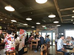 大堂-星巴克臻选(青岛麦凯乐分店)