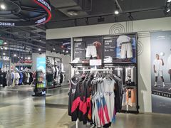 -李宁(大商新玛特店)