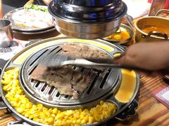 -青瓦炭韩潮烤肉(花园道店)