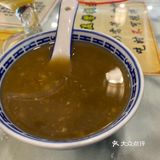 要了一份绿豆汤，反而惊艳到我们了，清凉解渴，清爽不甜腻