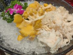 鸡枞拼绣球-纯味斑鱼府(中海环宇荟店)