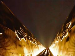 -南京眼步行桥