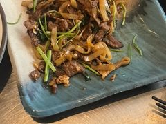 -潮界(LU·ONE凯德晶萃广场店)