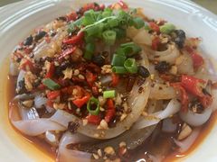 -兔行天下-鸿鹤鲜锅兔(中海国际店)