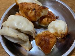 -黄阿姨锅贴大王(万航渡路店)