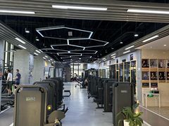 -跃动游泳健身俱乐部(新华传媒店)