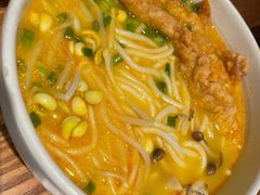 小锅米线-云海肴云南菜(正大广场店)