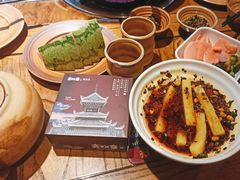 -快活林酸汤鱼鲜品火锅店(甲秀楼店)