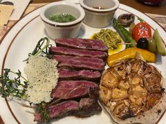 -Mark&Mars Restaurant