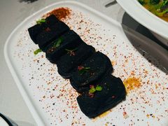 脆皮黑沙豆腐-狮王府淮扬菜(老门东店)