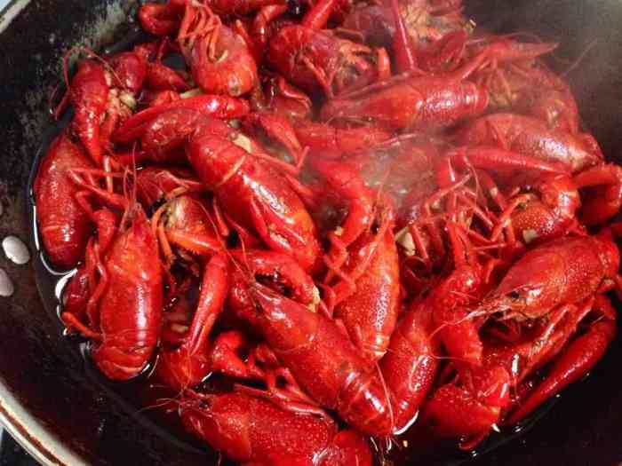 琥珀老六龙虾-"去合肥肯定会听说合肥的龙虾一条街,去那条.