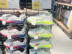 -迪卡侬(烟台万达店)