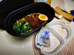 大师肉酱猪软骨丁饭-和府捞面(北美新天地店)