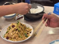 -小锅饭豆腐馆(重工北街普罗旺斯店)