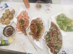 -覃记海鲜美食餐厅