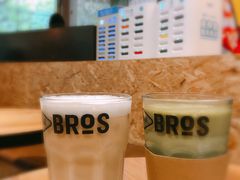 -Moka Bros 摩卡站(嘉华店)
