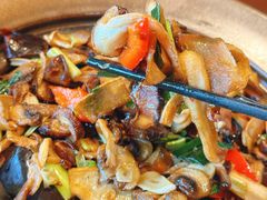 -云海肴·汽锅鸡·云南代表菜(天山百盛优客店)